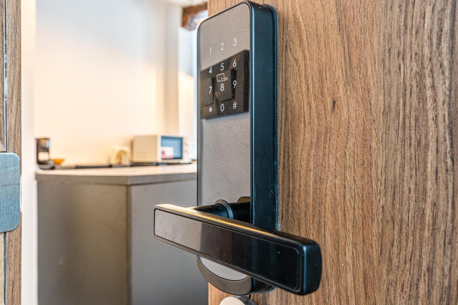 Vr Estudios Apartments مدريد المظهر الخارجي الصورة