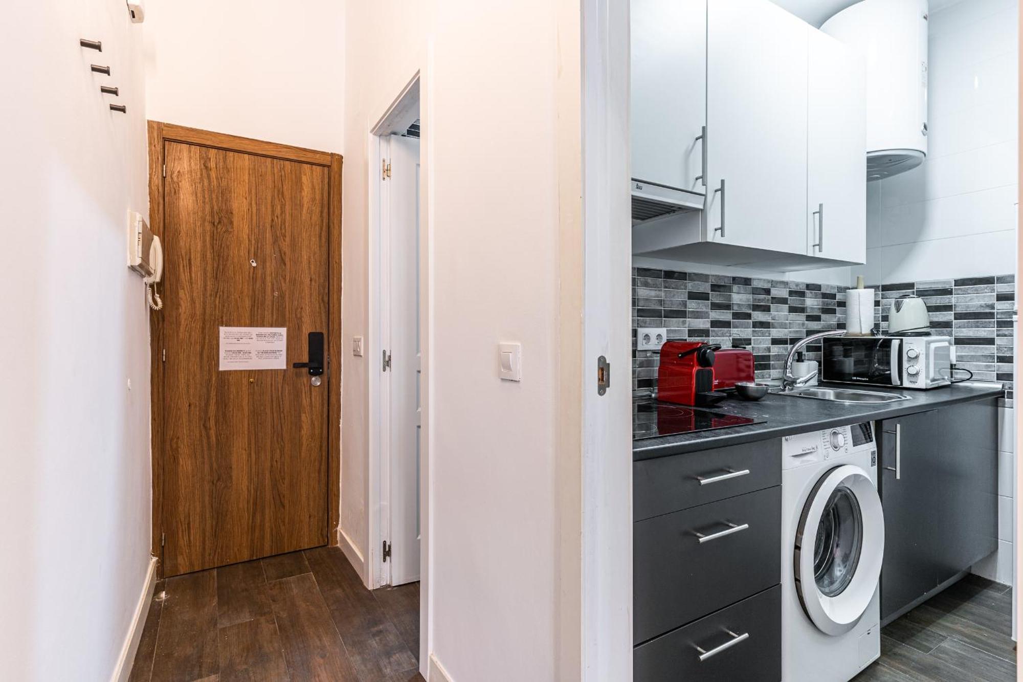 Vr Estudios Apartments مدريد المظهر الخارجي الصورة
